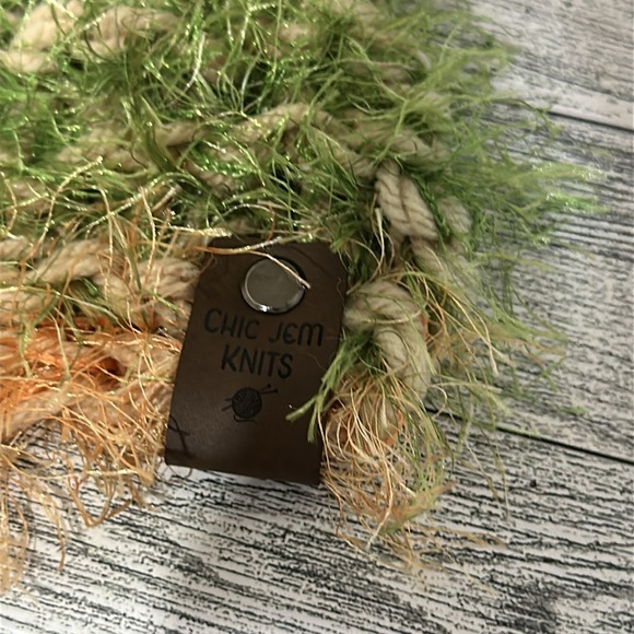 Handmade multicolored fuzzy warm knitted winter scarf - Picture 2 of 4